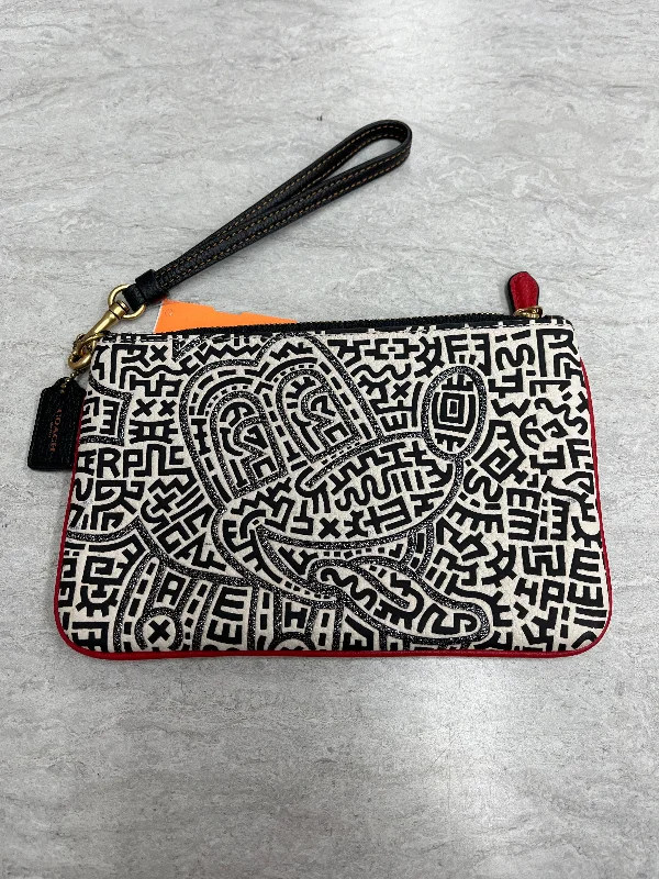 Wristlet Designer By Coach  Size: Large