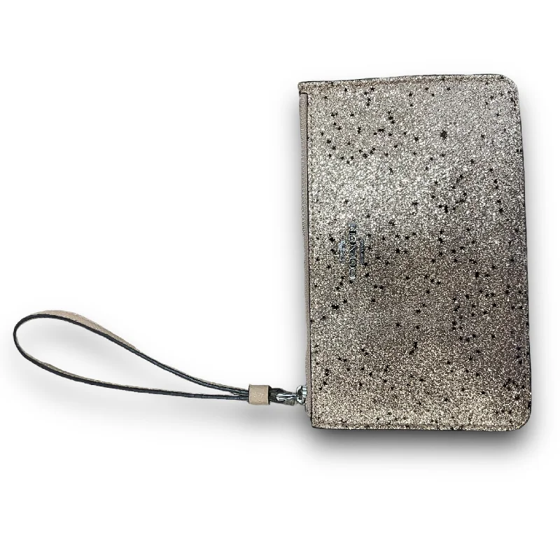 Wristlet Designer By Coach  Size: Medium