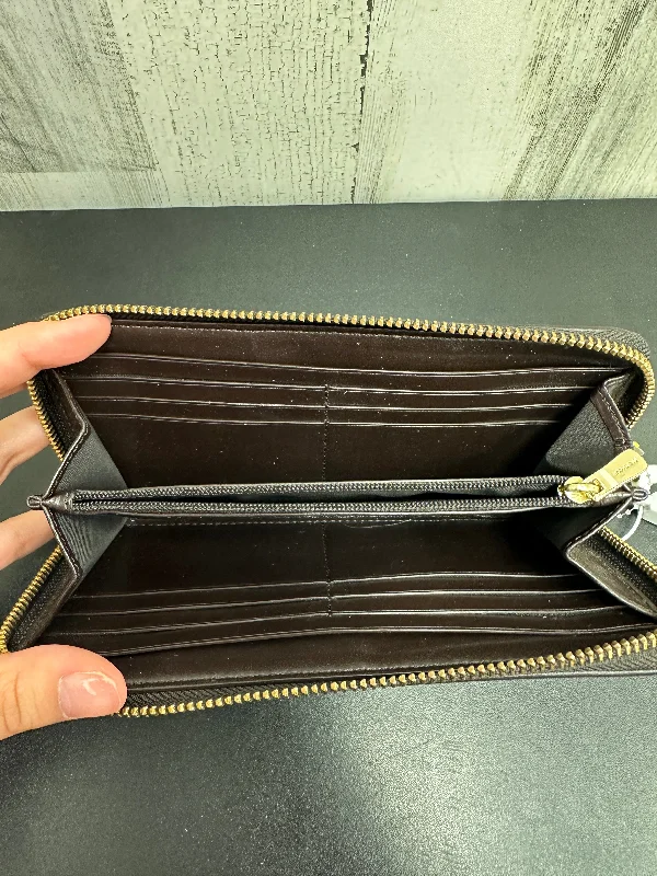 Wallet Designer By Coach  Size: Large