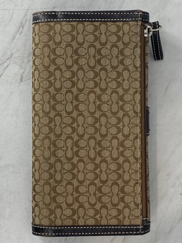 Wallet Designer By Coach  Size: Large