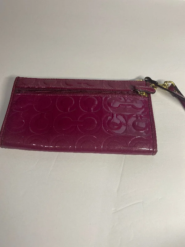 Wristlet By Coach  Size: Medium