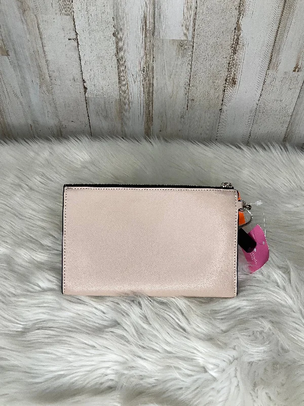 Wristlet By Coach  Size: Small