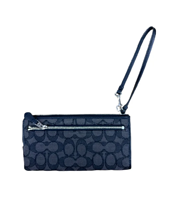 Wristlet Designer By Coach  Size: Large