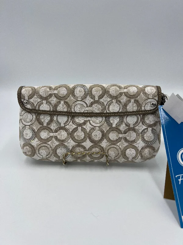 Wristlet Designer By Coach  Size: Medium