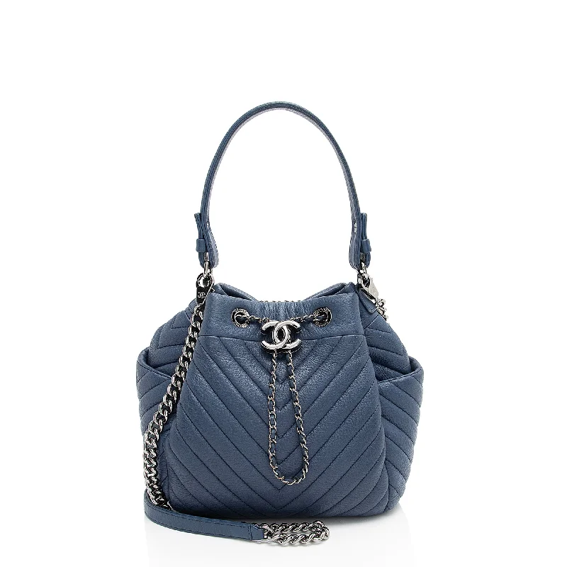 Chanel Chevron Goatskin CC Urban Spirit Small Bucket Bag (SHF-Hfm7dh)