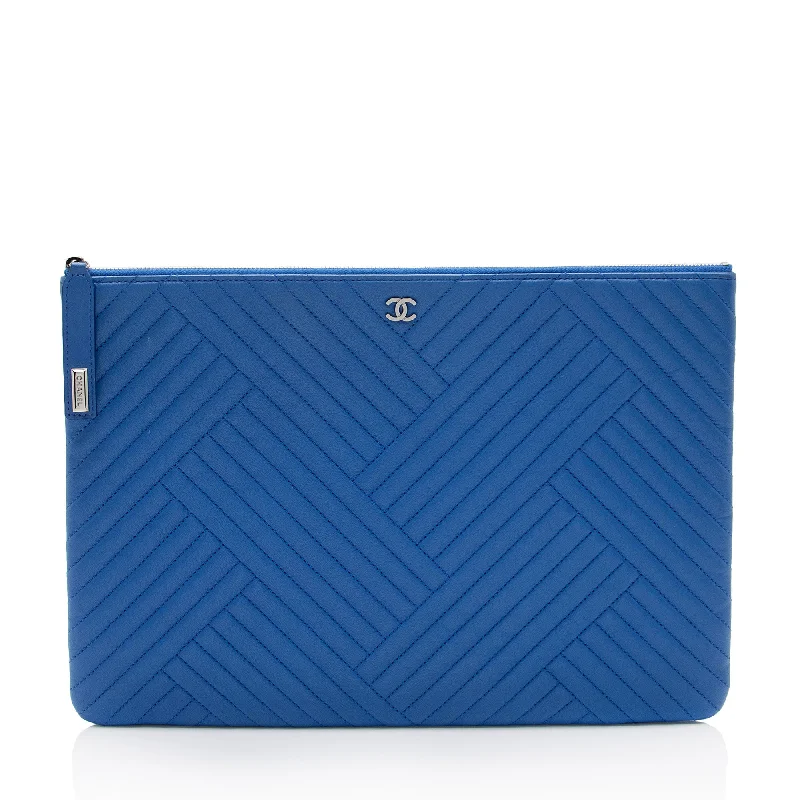 Chanel Chevron Lambskin Large O-Case (SHF-xDcooa)