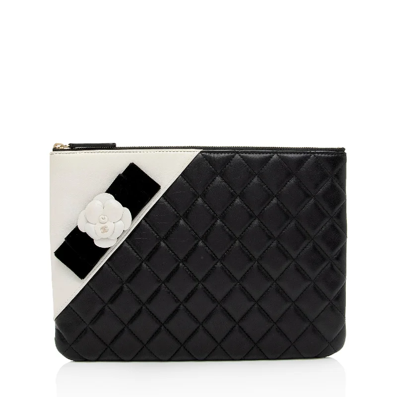 Chanel Lambskin Camellia Medium O-Case (SHF-mX1U89)