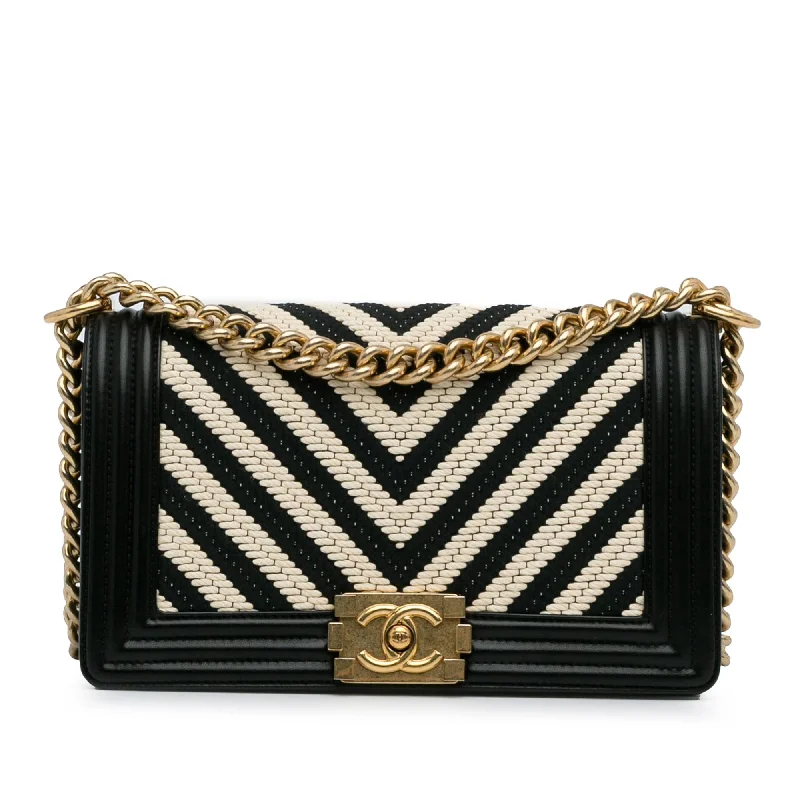 Chanel Medium Braided Chevron Le Boy (SHG-Qo0SYS)