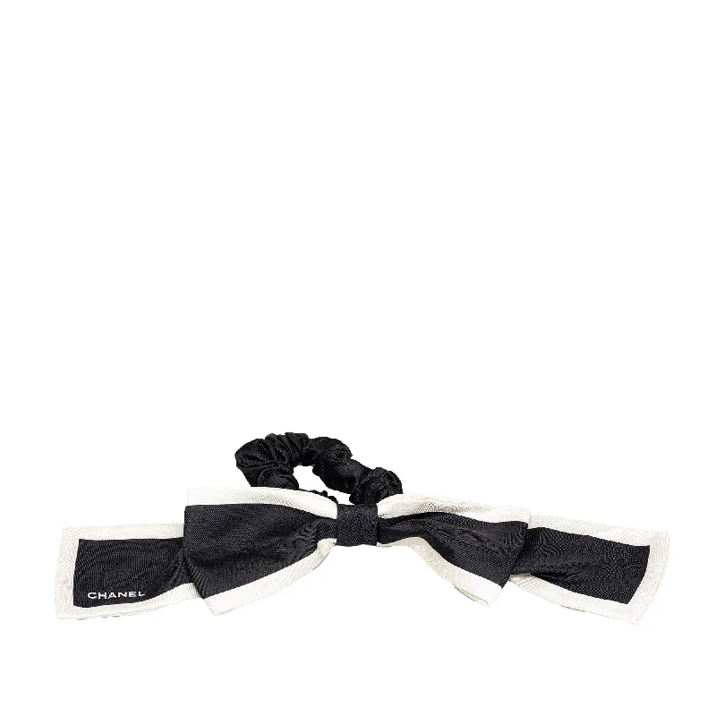 Chanel Silk CC Bow Scrunchie (SHG-GXTRwZ)