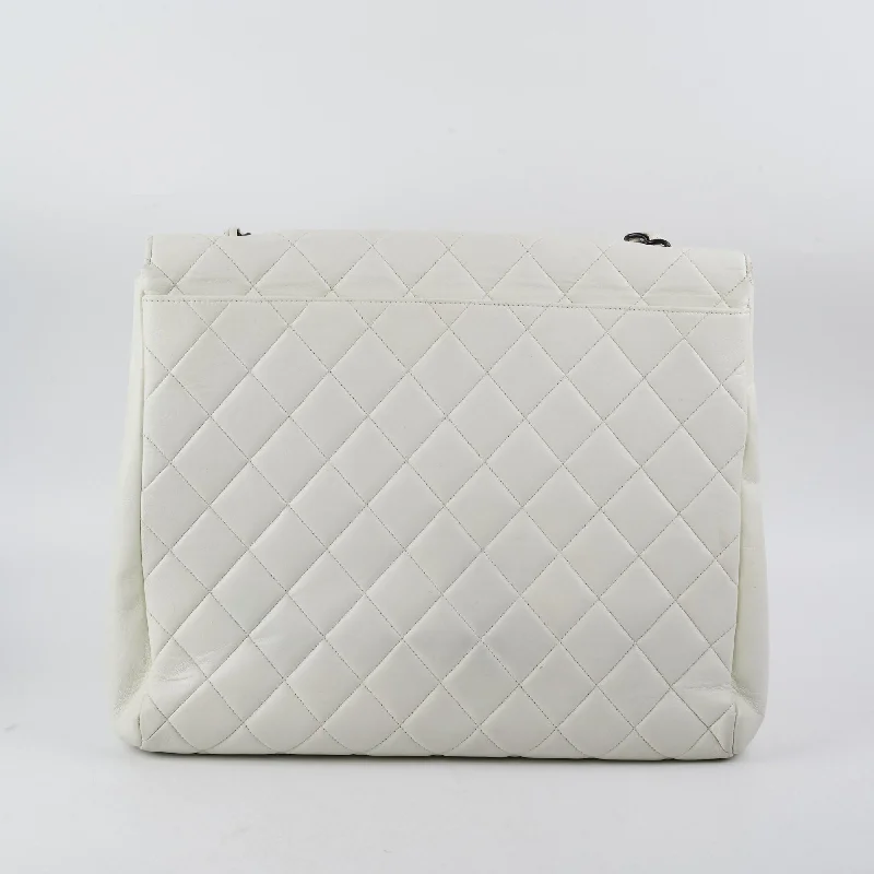 Chanel Matelasse Shoulder Bag White