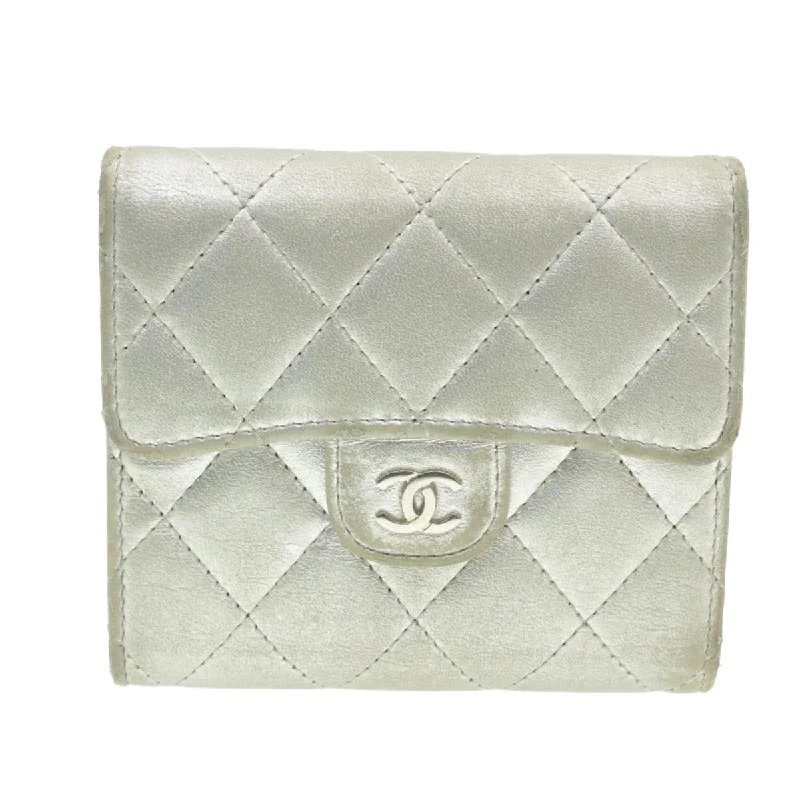 CHANEL Matelasse Bifold Wallet Silver CC  cr620