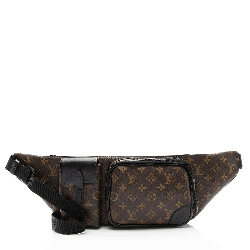 Louis Vuitton Monogram Canvas Macassar Christopher Bumbag (SHF-8jEEmO)