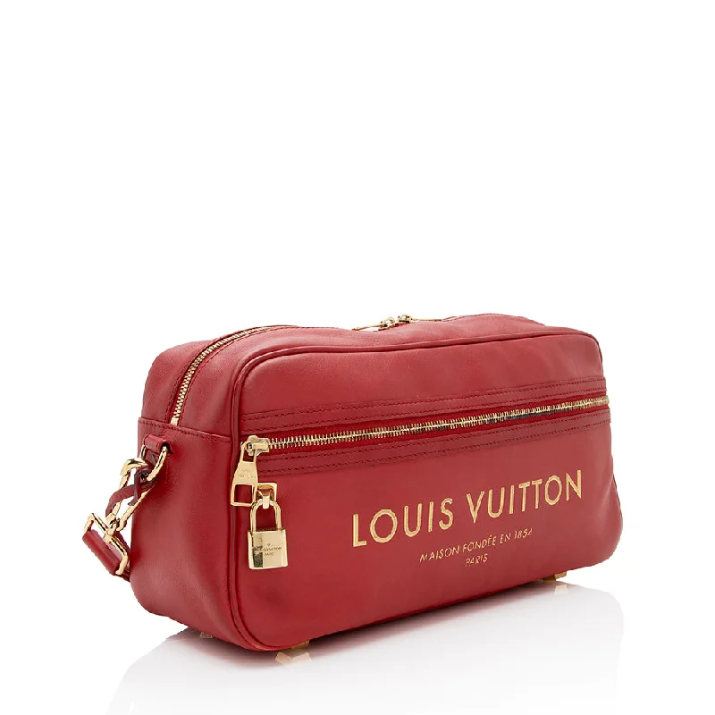 Louis Vuitton Limited Edition Leather Flight Paname Overseas E/W Shoulder Bag (SHF-21900)